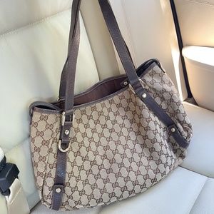 🍓✨Authentic Gucci Abey hobo bag🍓✨